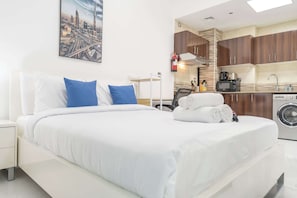 Bügeleisen/Bügelbrett, WLAN, Bettwäsche