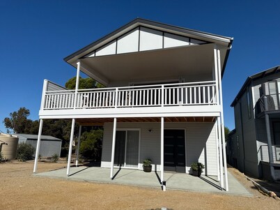 Koolywurtie- Spacious, 5 bedrooms, close to beach!