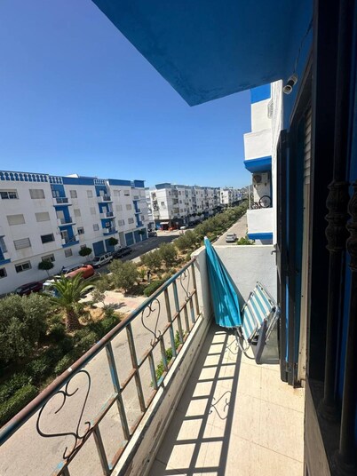 Beach & Comfort Stay in Martil: Garden, Terrace, WiFi, Free Parking & 2BR Appt