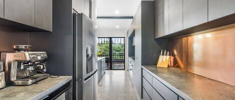 Fridge, microwave, oven, stovetop