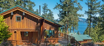 Serene Waterview Cabin Near Friday Harbor