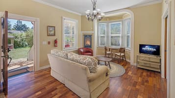 TV connectée, cheminée