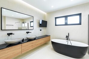 Shower, towels - Villa Belvedere 2 Zadarvillas (Sveti Filip i Jakov)