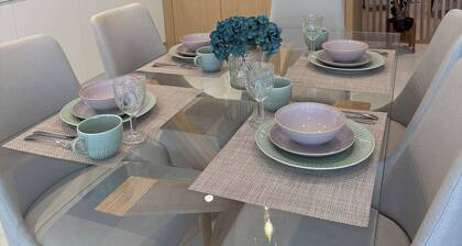 Apartment in private condominium with pool, gym and sauna