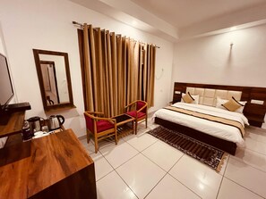 Room - Tulip Resort  (Jakholi)