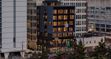 Sosuite One Bed Apt w Rooftop, Gym, Laundry