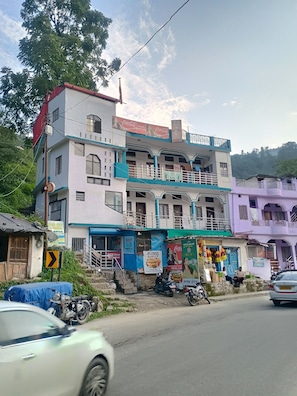 Property amenity - Satkar Hotel And Restuarant (Phata)