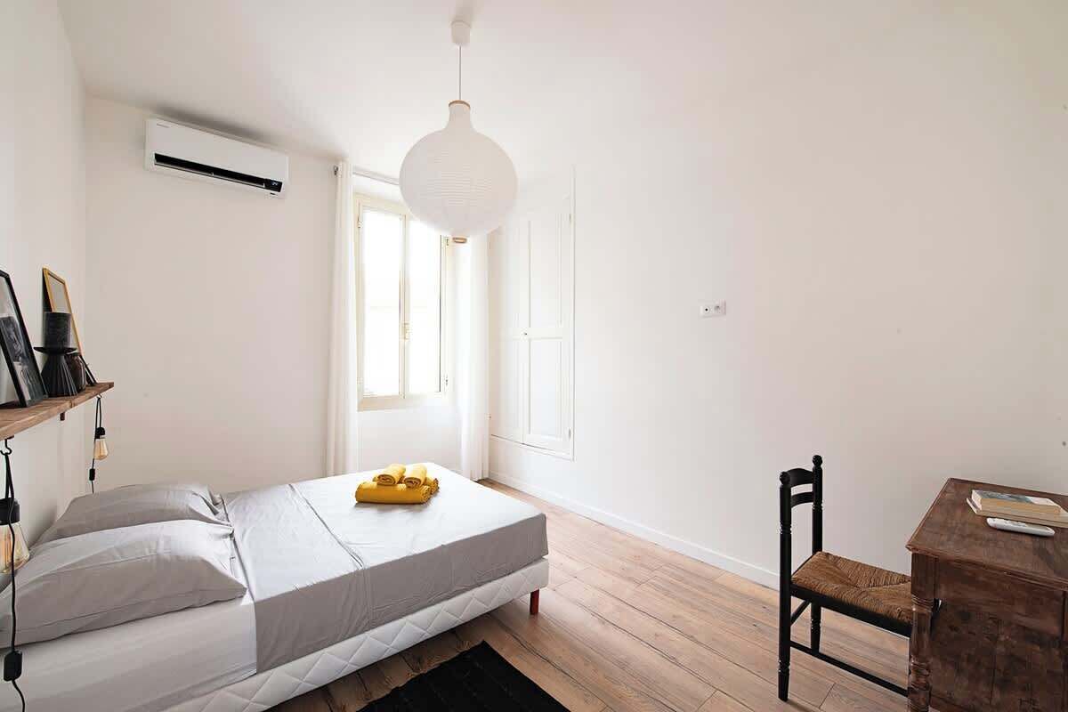 2 chambres, fer et planche à repasser, lit parapluie, Wi-Fi