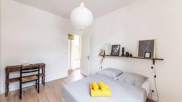 2 bedrooms, iron/ironing board, travel crib, WiFi