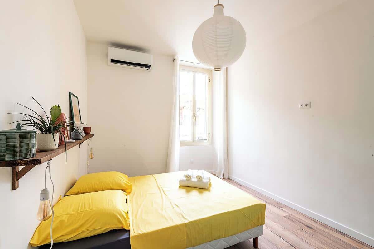 2 chambres, fer et planche à repasser, lit parapluie, Wi-Fi