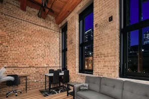 TV, offices