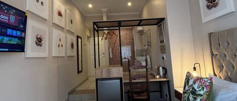 Double Room | Free WiFi