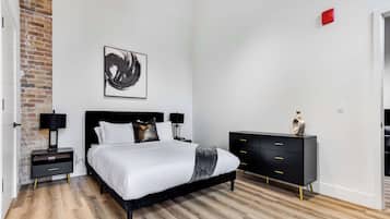 2 quartos, ferros/tábuas de passar roupa, Wi-Fi, roupa de cama