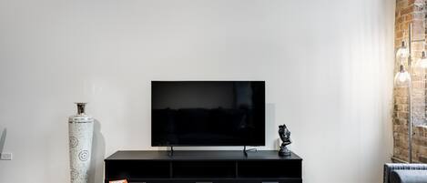 Televisión, oficina