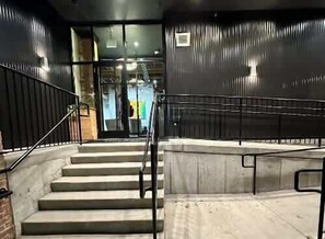 Interior - River North Rooftop With In and Out Parking 6 (Chicago)