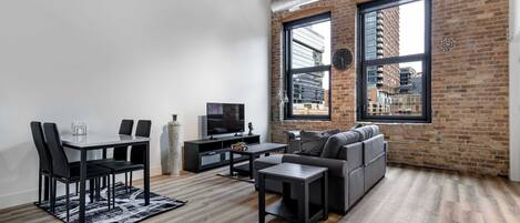 Télévision, espaces bureaux