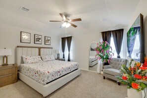 Apartment (3 Bedrooms) | Interior - 12 Mi to Dtwn Mckinney: Modern Gem w/ Patio & Yard (Anna)