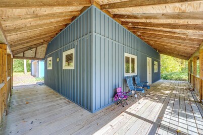 Fall Festival Retreat: Cabin w/ Deck & Yard!