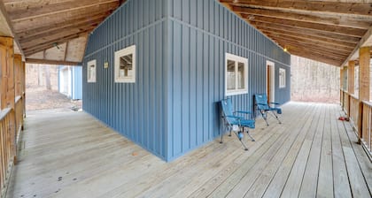 Fall Festival Retreat: Cabin w/ Deck & Yard!