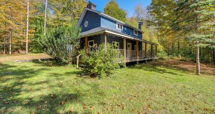 Fall Festival Retreat: Cabin w/ Deck & Yard!