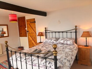 3 Schlafzimmer, Bügeleisen/Bügelbrett, WLAN, Bettwäsche
