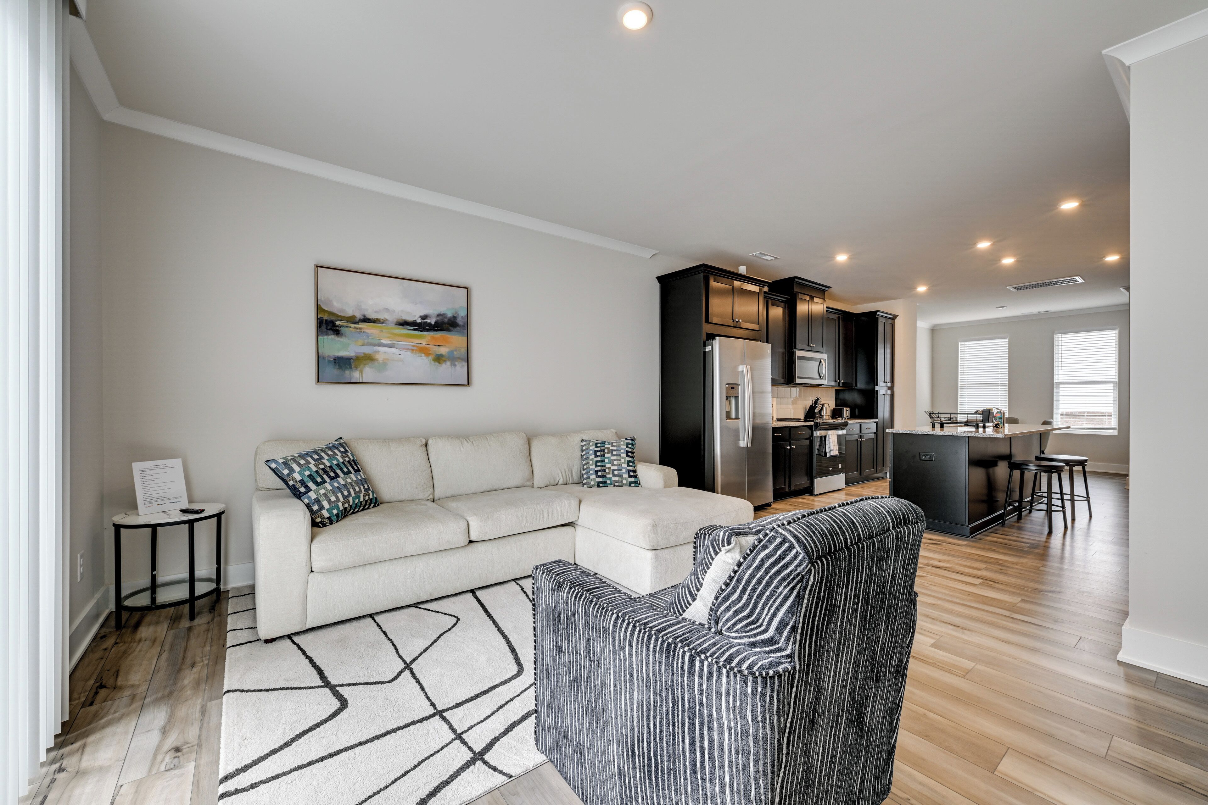 Apartemen (3 Bedrooms) | Bagian depan properti