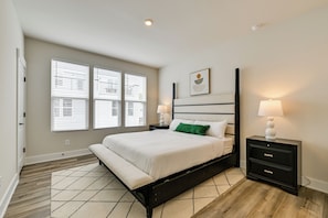 Apartment (3 Bedrooms) | Interior - 2 Mi to Uptown Charlotte: Family Townhome! (Charlotte)