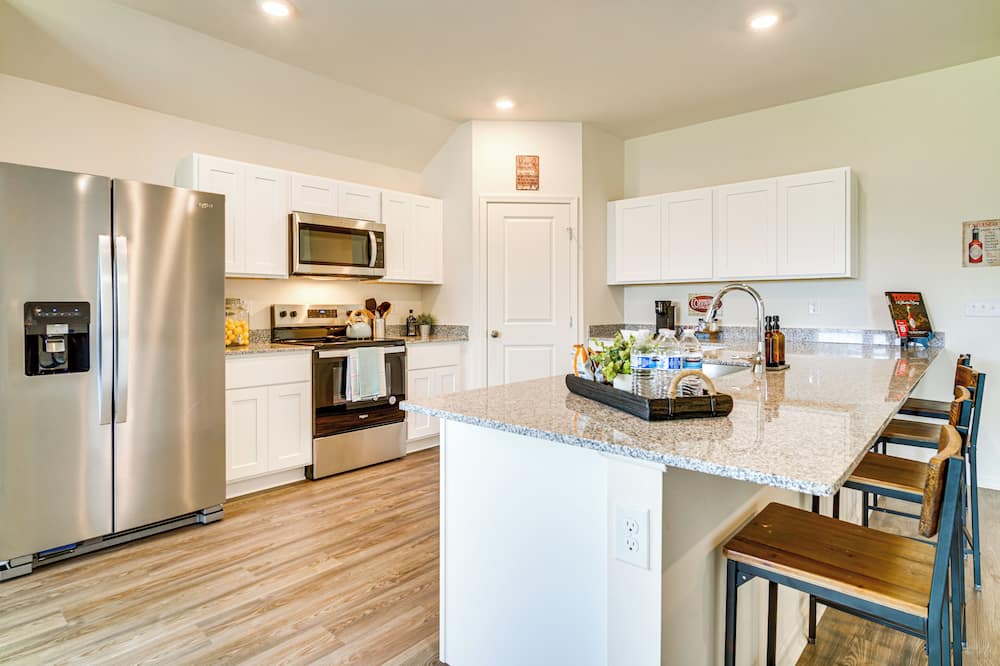 12 Mi to Avery Island: Spacious Family Home! - Vermilion Bay, LA