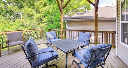 10 Mi to Keeneland: Family Home w/ Deck & Yard