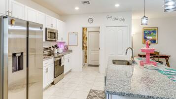 House (4 Bedrooms) | Bahagian dalam