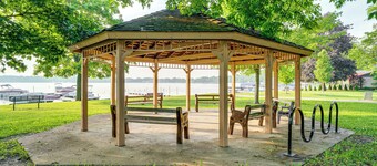 Powers Lake Gem: Peek-a-boo Views & Beach Access