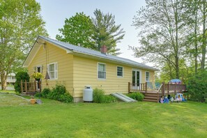 House (1 Bedroom) | Interior - 1 Mi to Main St: Charming Elsworth Home w/ Yard! (Ellsworth)