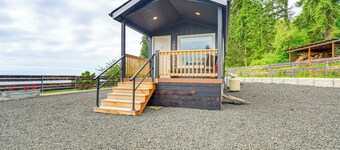 11 Mi to Port Townsend Ferry: Cottage w/ View!