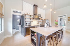 House (3 Bedrooms) | Interior - Walk to Lake: Home w/ Community Perks in Canadian! (Eufaula)