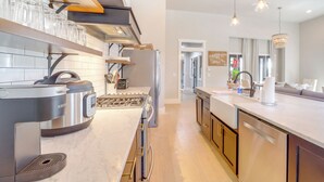 Nhà (3 Bedrooms) | Nội thất