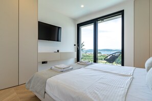 4 Schlafzimmer, kostenlose Babybetten, BettwÀsche