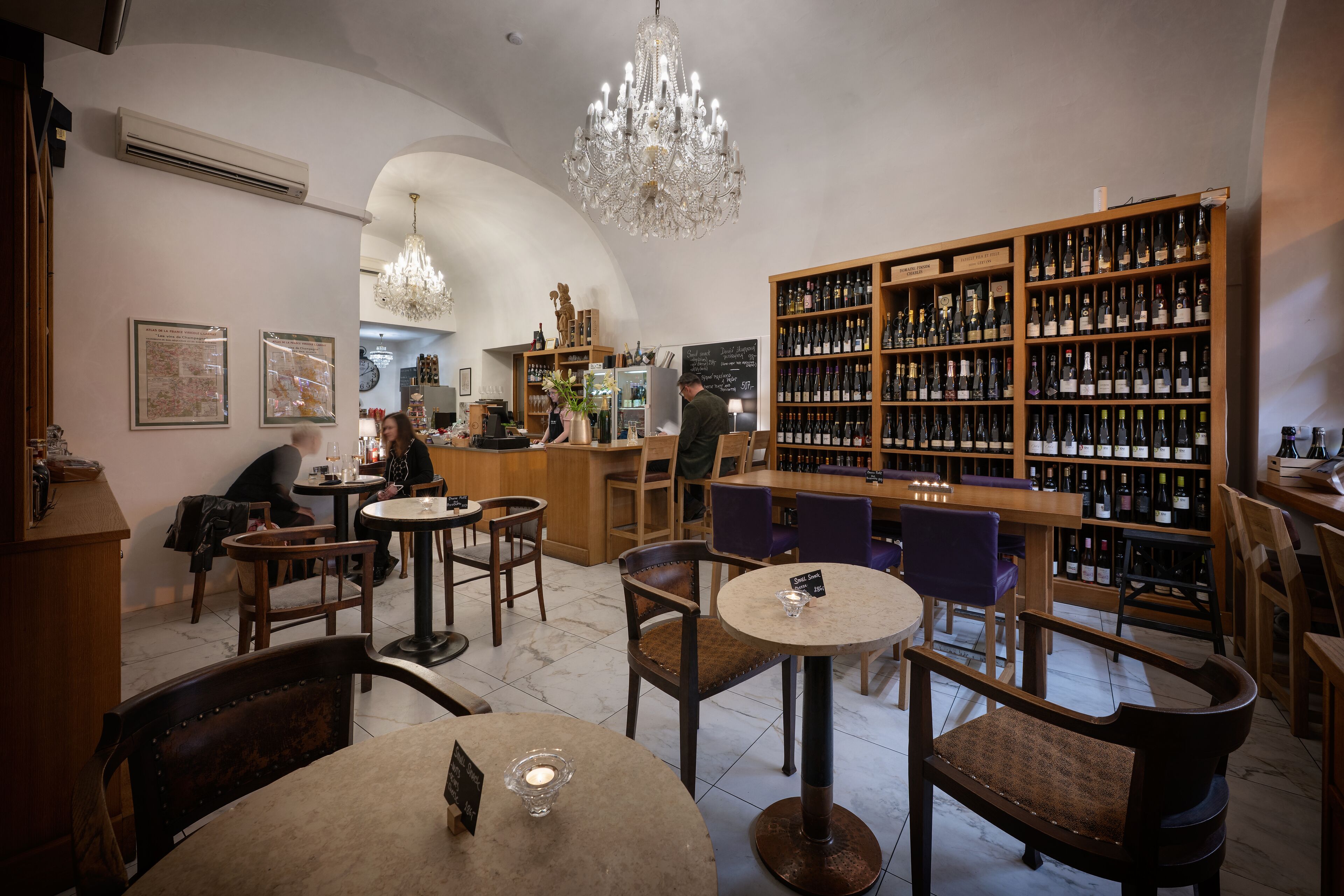 Wine bar