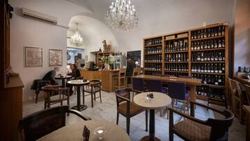 Wine bar