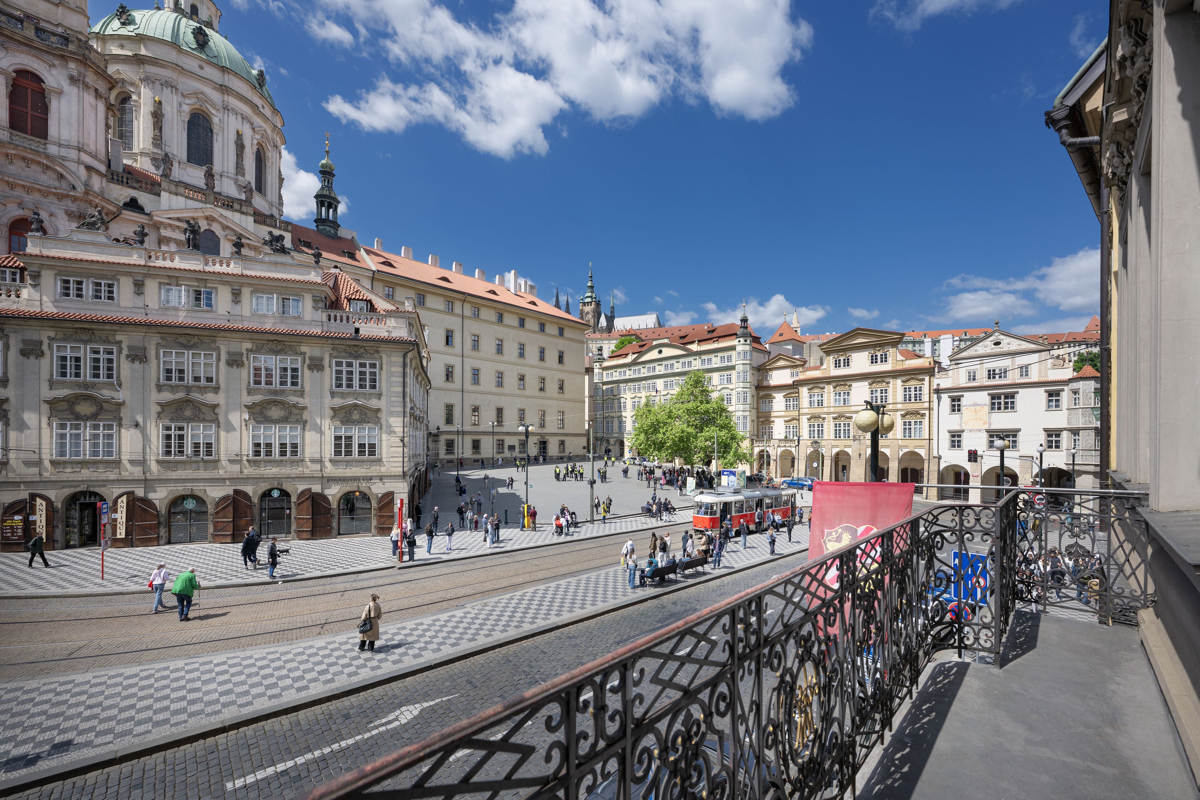 Facciata della struttura