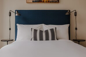 Apartment, Accessible | 1 bedroom - Sosuite One Bed Apt Plus w Rooftop, Gym, Laundry (Philadelphia)