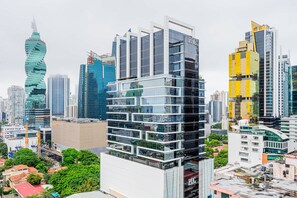 1 bedroom, Internet - w Modern 1BR in the Heart of Obarrio (Panama City)