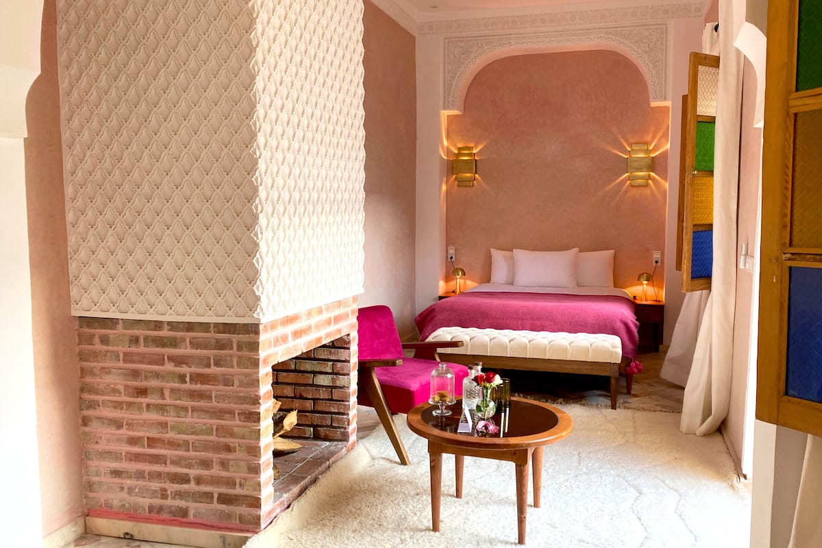 Kamar Senior | Seprai premium dan didekorasi berbeda-beda