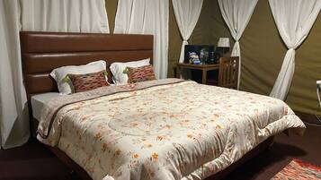 Shower, free toiletries, towels, soap