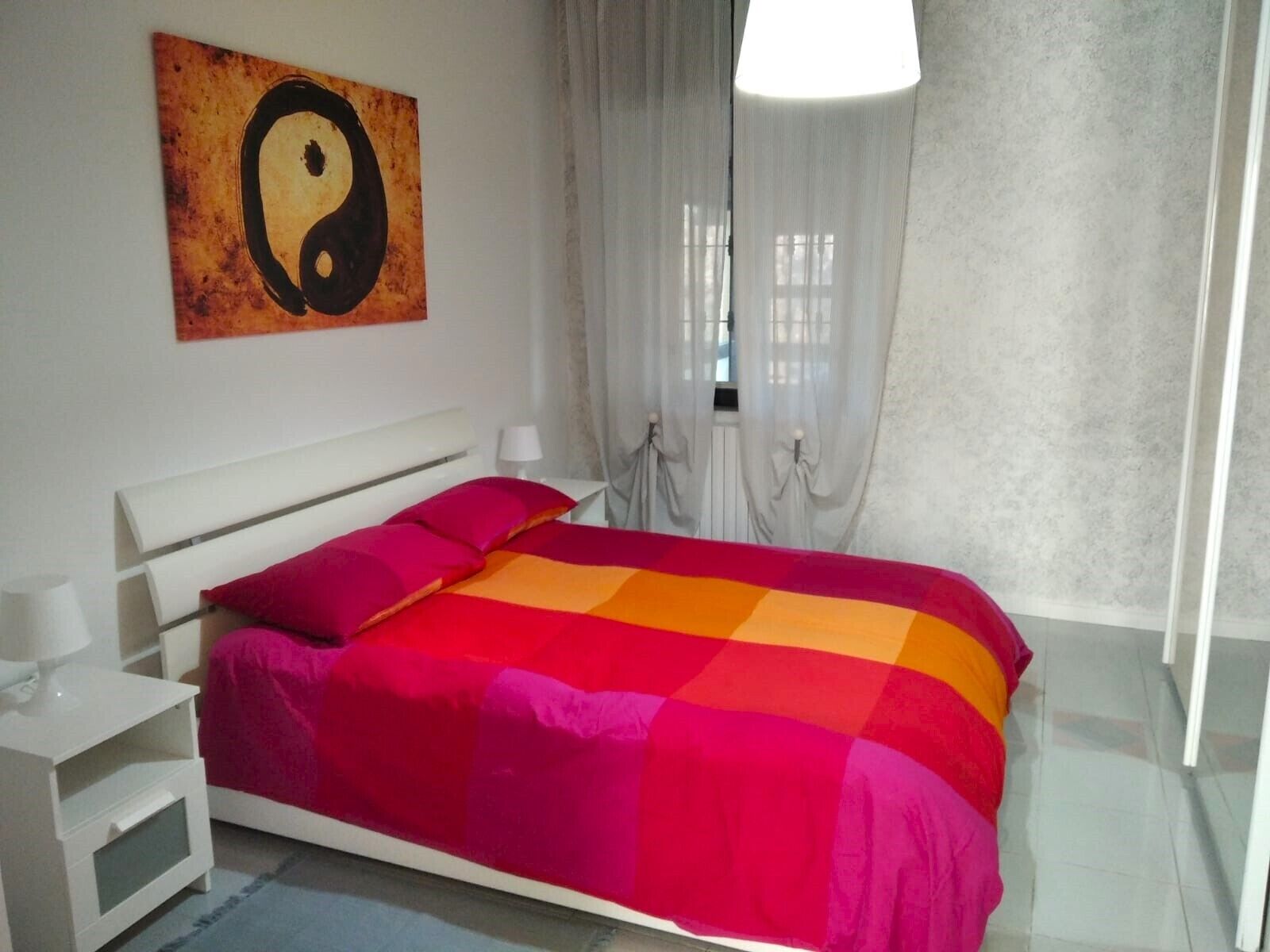 2 Schlafzimmer, Schreibtisch, Bügeleisen/Bügelbrett, Reisekinderbett