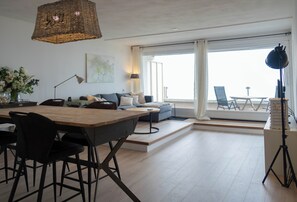 Interior - Seaviews Egmond - beautiful view of the beach (Egmond aan Zee)