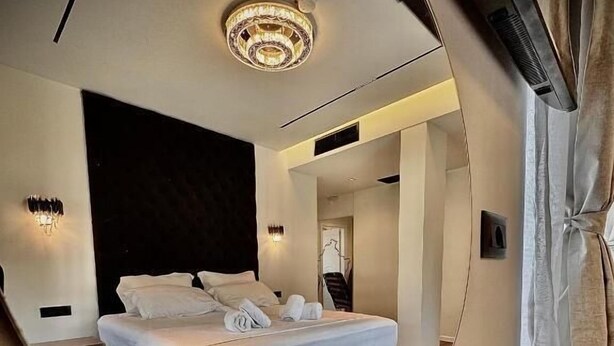 Deluxe Suite - Martin Empire (Gjirokastër)