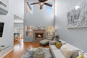 TV, fireplace, offices