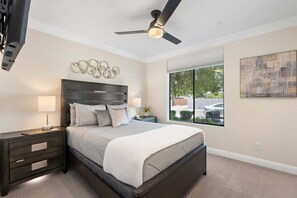 3 Schlafzimmer, Bügeleisen/Bügelbrett, WLAN, Bettwäsche