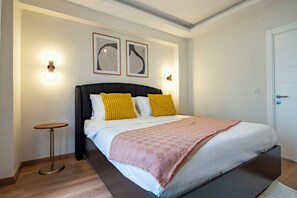 3 chambres, fer et planche à repasser, Wi-Fi, literie fournie
