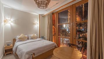 In-room safe, blackout drapes, iron/ironing board, free WiFi